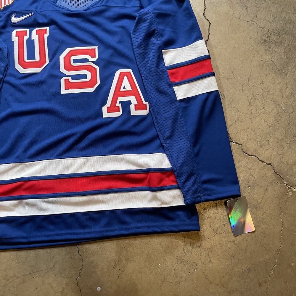 Jack Eichel 2026 Olympics Team USA Size XL Jersey Blue - Picture 6 of 7
